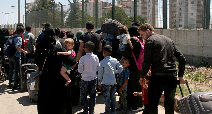 Bayramı ülkesinde geçiren Suriyelilerden 11 bini Türkiye’ye döndü