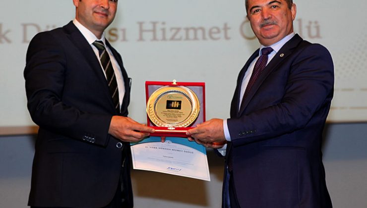 Büyükşehir’e Türk Dünyası hizmet ödülü