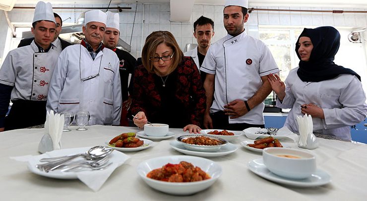 “Dört mevsim Gaziantep yemekleri” kitabı dünya ikincisi oldu