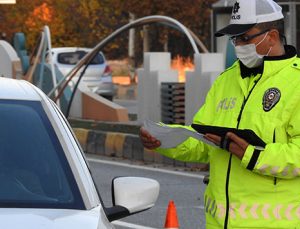 Trafik kurallarına uymayan 580 sürücüye ceza kesildi
