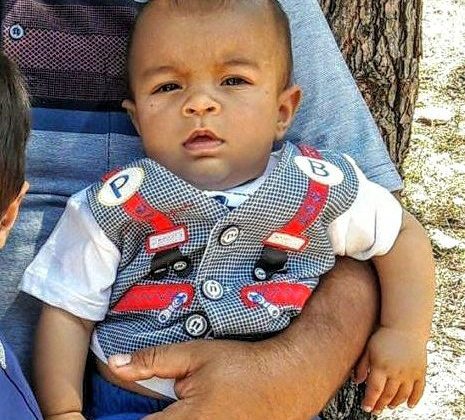 Üzerine mangal devrilen 2 yaşındaki çocuk hayatını kaybetti