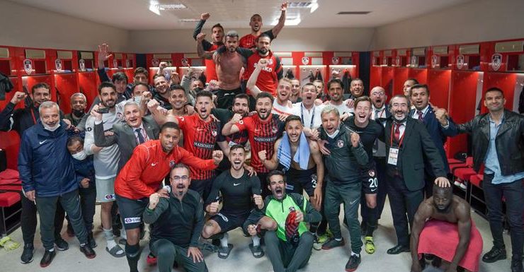 Gaziantep, Başakşehir’i rahat geçti :2-0