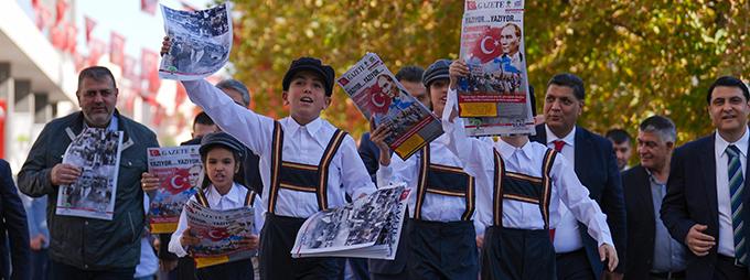 YILMAZ’DAN NOSTALJİK CUMHURİYET BAYRAMI KUTLAMASI